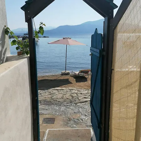 Sunny Days Beach House Agia Kiriaki  Exterior photo