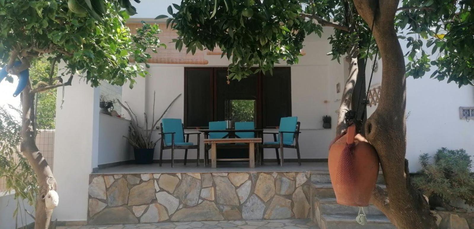 Holiday home Sunny Days House